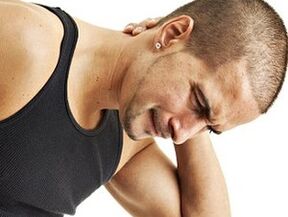 Como a osteocondrose da columna cervical se manifesta